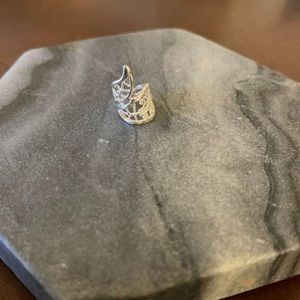 Sterling silver ear cuff⭐️